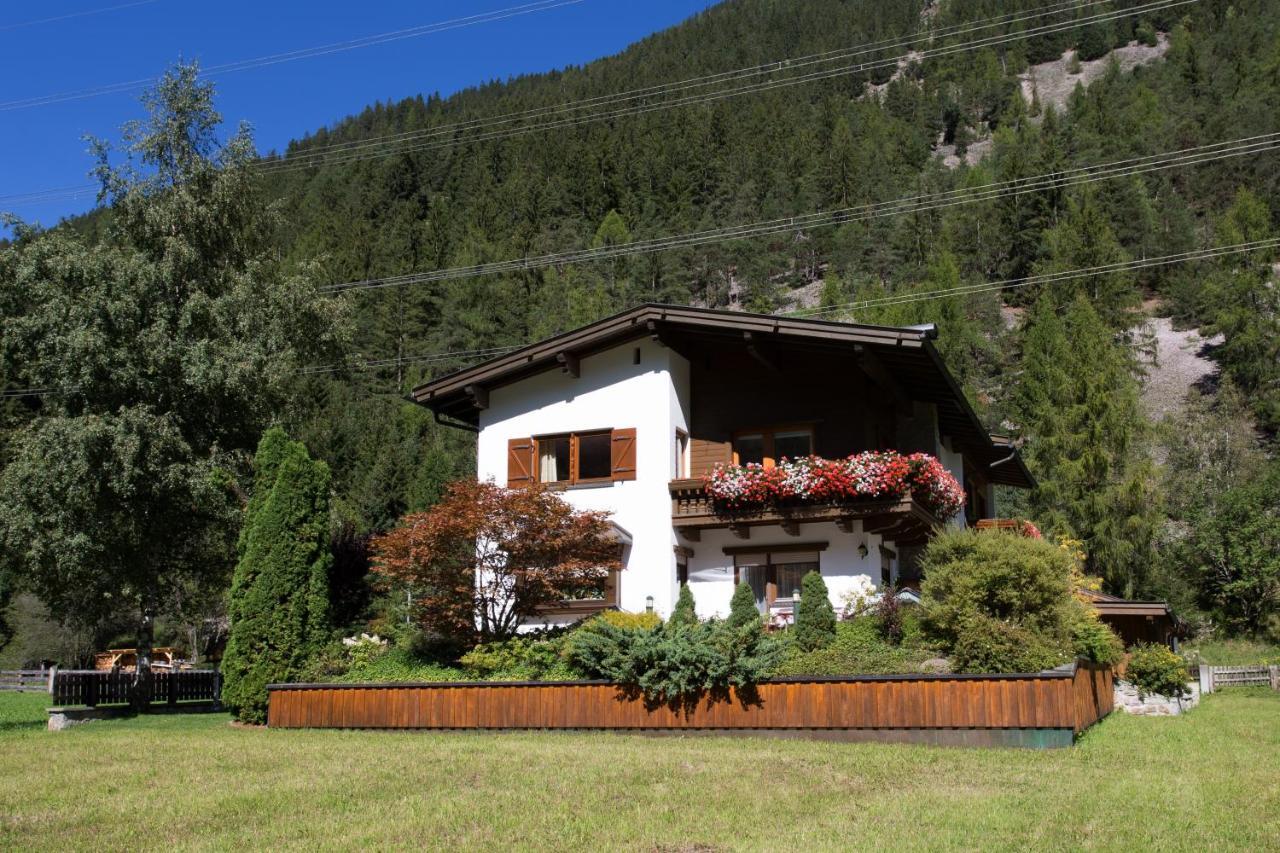 Landhaus Zauser Sankt Anton am Arlberg Exterior foto