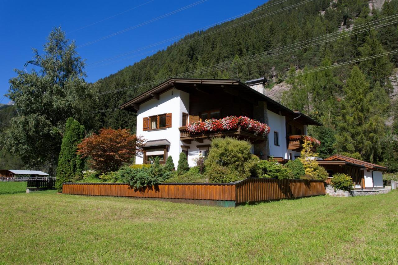 Landhaus Zauser Sankt Anton am Arlberg Exterior foto